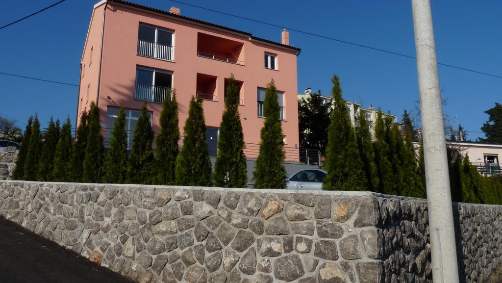 Apartments Sandra With Free Private Parking Rijeka Exteriér fotografie